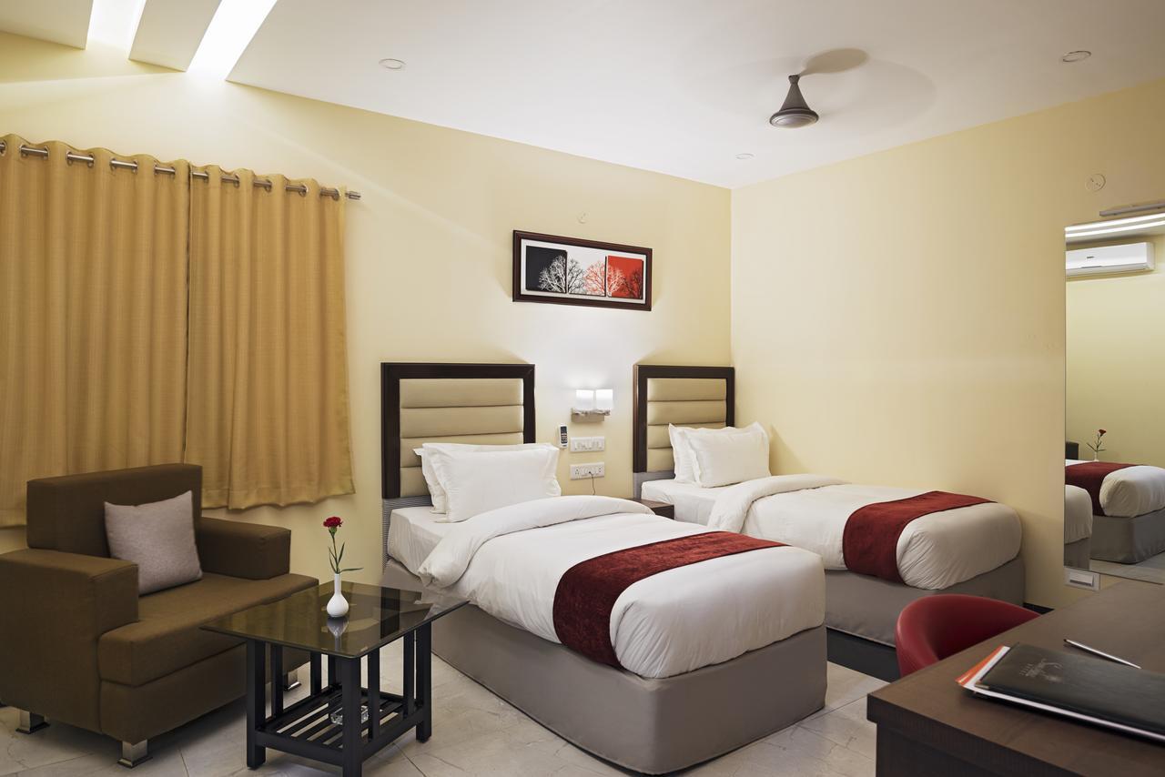 Sunshine Hotel Raigarh Exterior photo